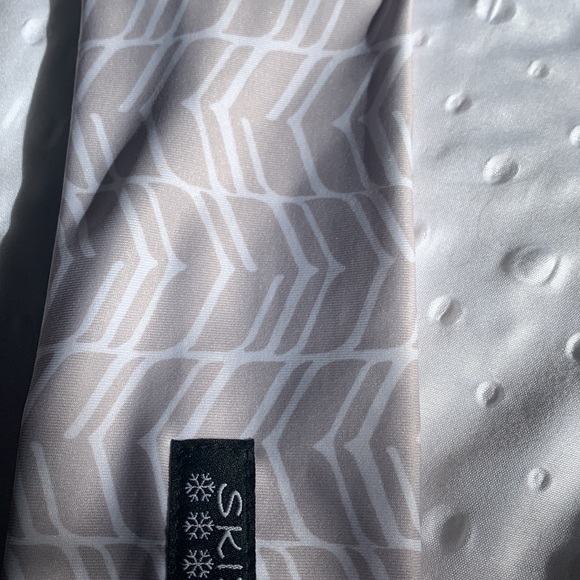 Skida Headbands made in VT. $13 EACH l- Like new - Picture 5 of 7